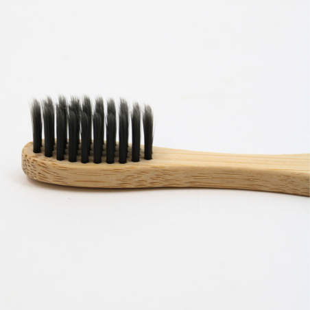 Brosse à dents ultra douce en bambou – Charbon actif